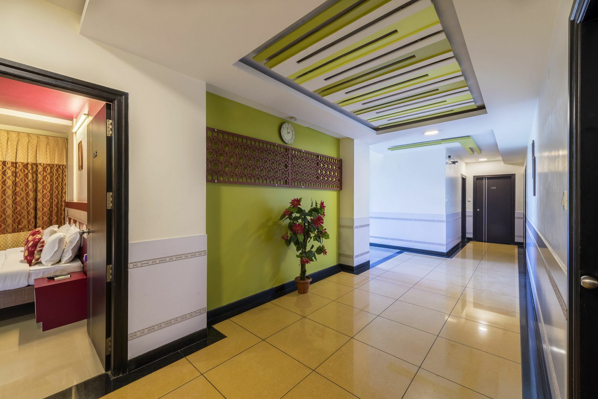 Treebo Raj Elegance Nagavara Bangalore Exterior photo